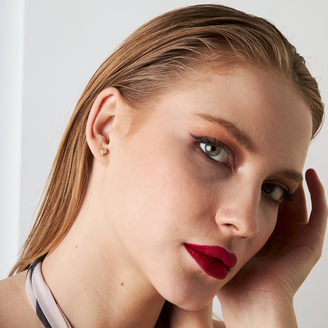 Prenses Modeli Piercing - 925 GÜMÜŞ