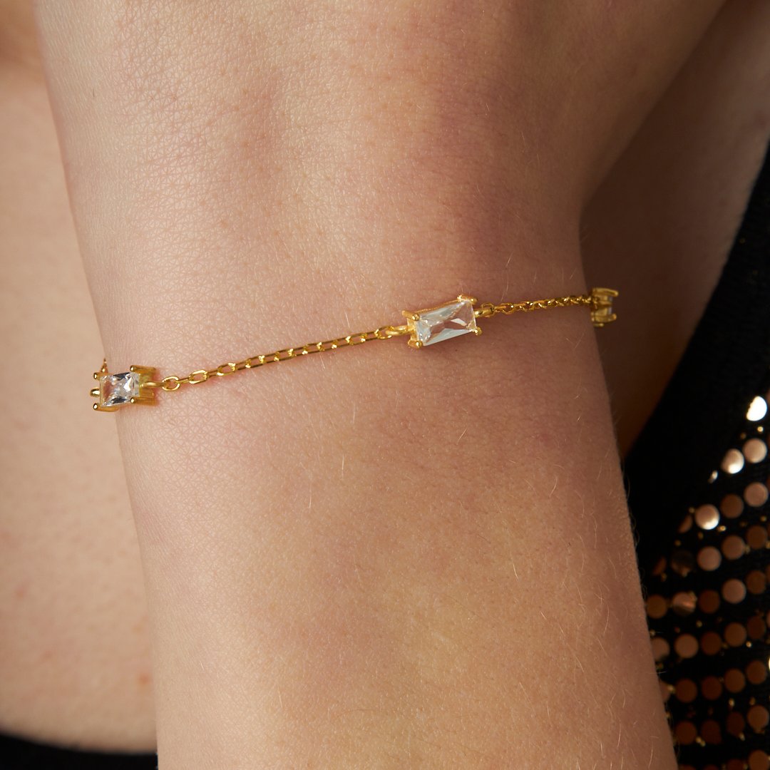 Üç Taşlı Baget Bileklik - 925 GÜMÜŞ