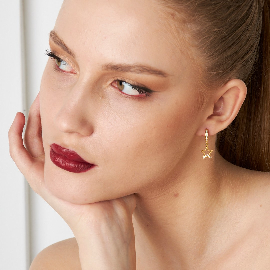 Parıltılı Yıldız Küpe - 925 GÜMÜŞ