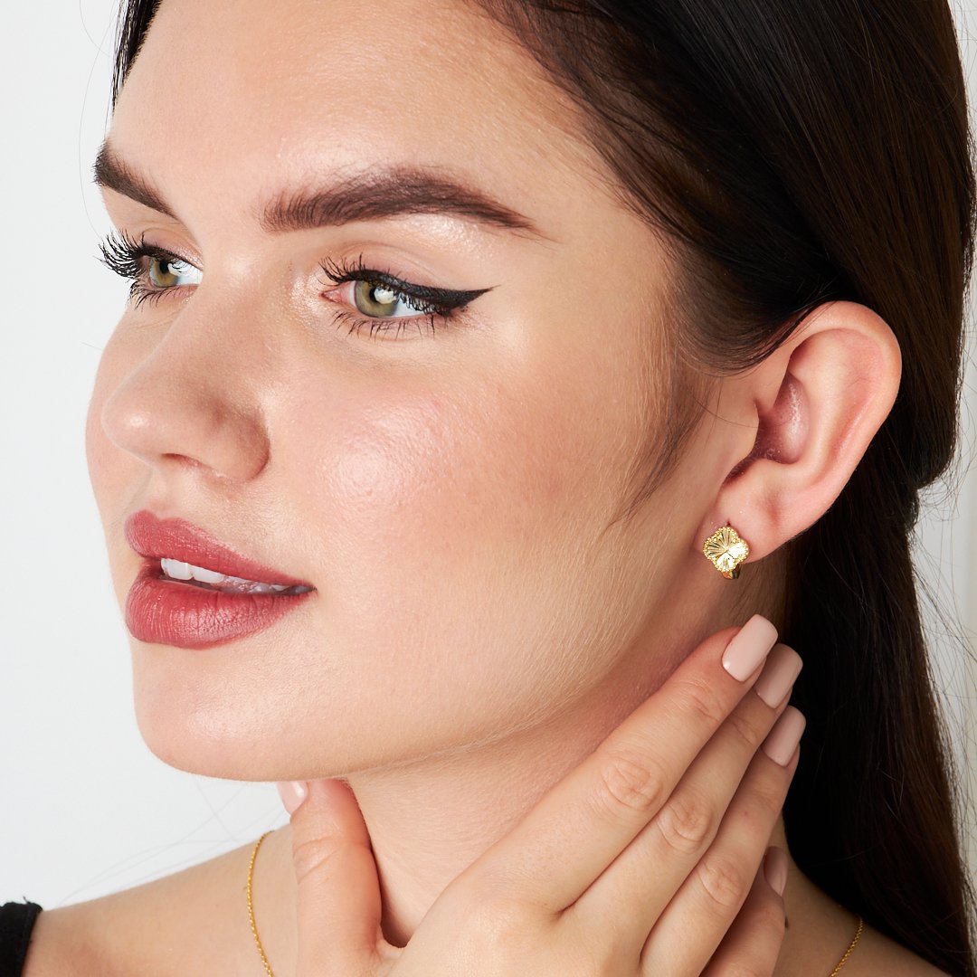 Parlak Yonca Küpe - 925 GÜMÜŞ